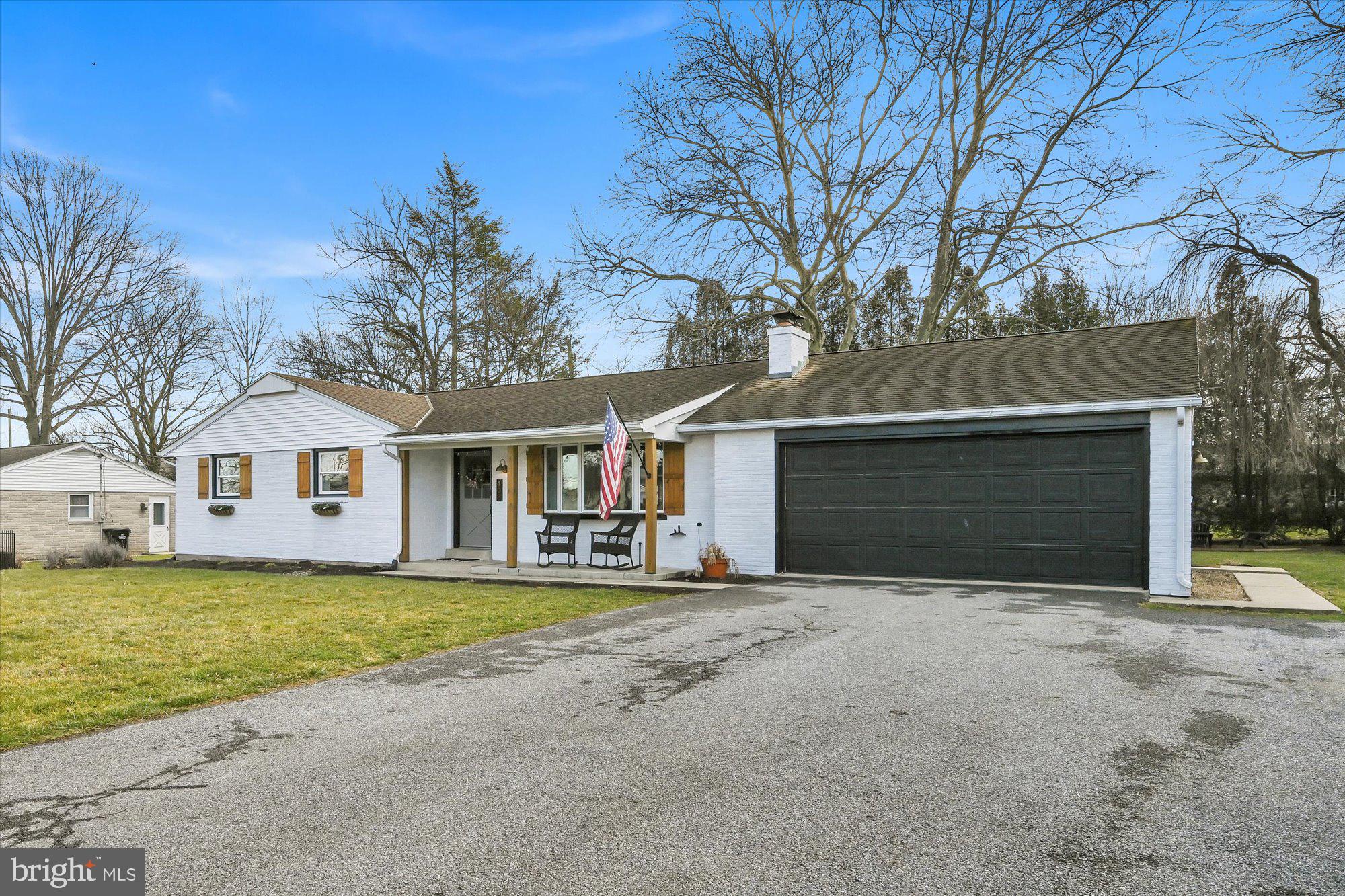 402 East Evergreen Road Lebanon, PA 17042 - Photo 4 of 27 Gallery Image 4
