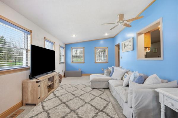 733 Mercer Road Beaver Falls, PA 15010 - Photo 23 of 44