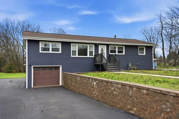 $379,900 | 733 Mercer Road, Beaver Falls, PA 15010