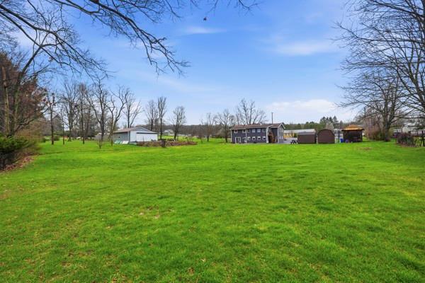 733 Mercer Road Beaver Falls, PA 15010 - Photo 39 of 44