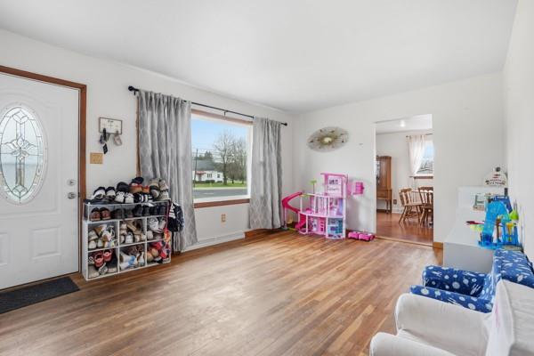 733 Mercer Road Beaver Falls, PA 15010 - Photo 6 of 44