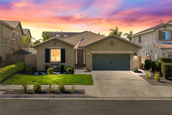 $656,000 | 37521 Coffeeberry Court, Murrieta, CA 92563