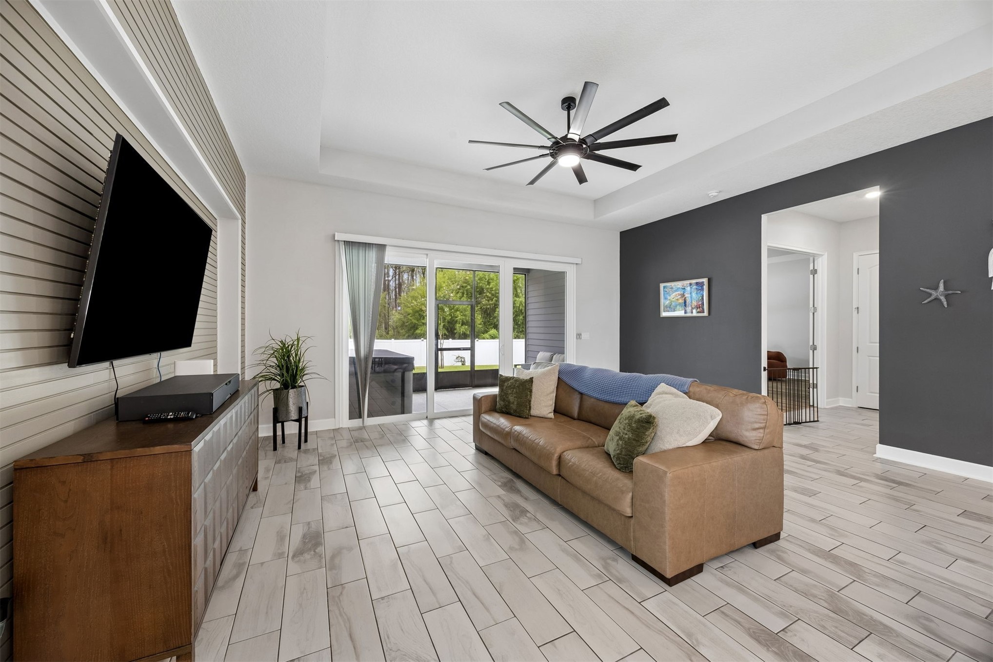 85300 Sandy Rdg Loop Yulee, FL 32097 - Photo 21 of 51 Family Room to Screened Lanai