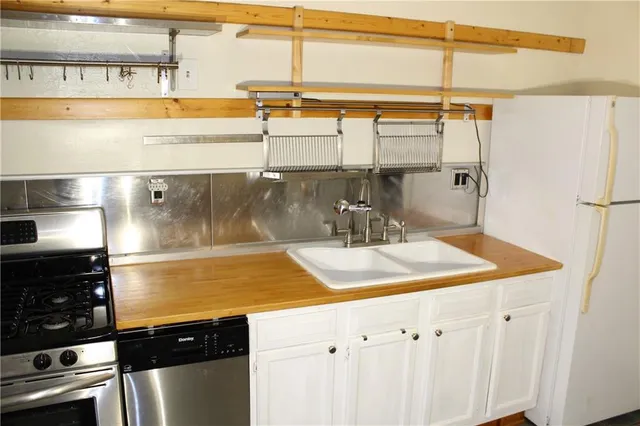 $2,095 | 1075 Manigault Street Southeast, Atlanta, GA 30316