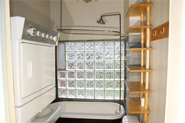 $2,095 | 1075 Manigault Street Southeast, Atlanta, GA 30316