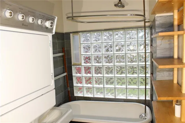 $2,095 | 1075 Manigault Street Southeast, Atlanta, GA 30316