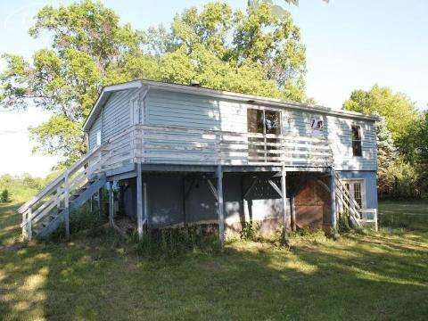 8316 Upton Road Laingsburg, MI 48848 - Photo 21 of 24 20152964-21.JPG