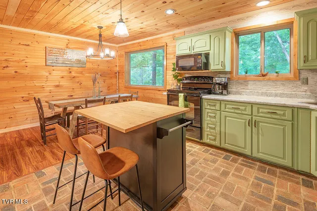 $365,000 | 115 Jenny Way, Cosby, TN 37722