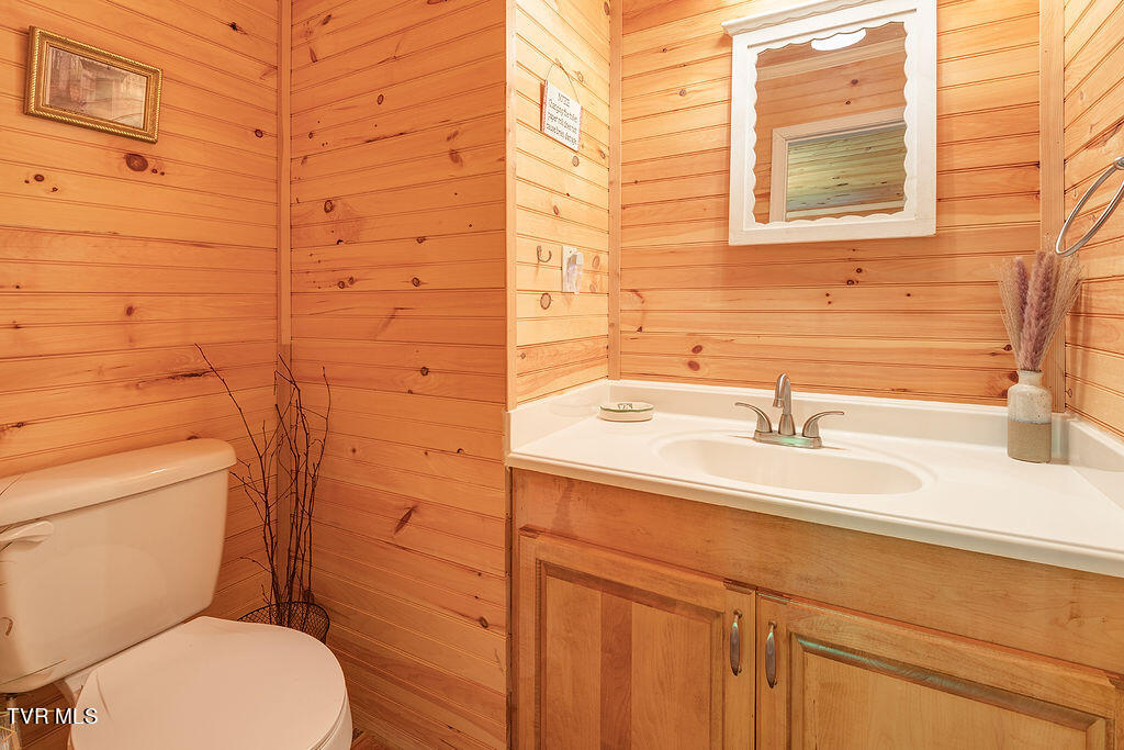 115 Jenny Way Cosby, TN 37722 - Photo 13 of 35 14_115JennyWayCosby_1Bath_WEB