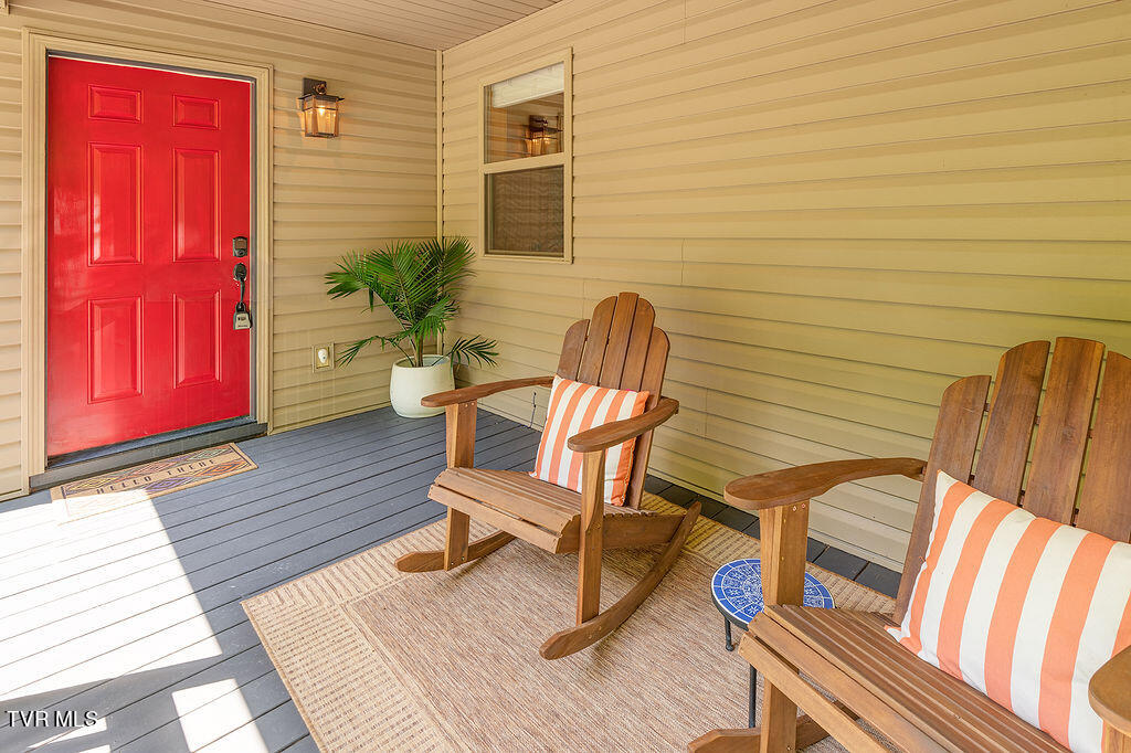 115 Jenny Way Cosby, TN 37722 - Photo 4 of 35 4_115JennyWayCosby_Porch2_WEB