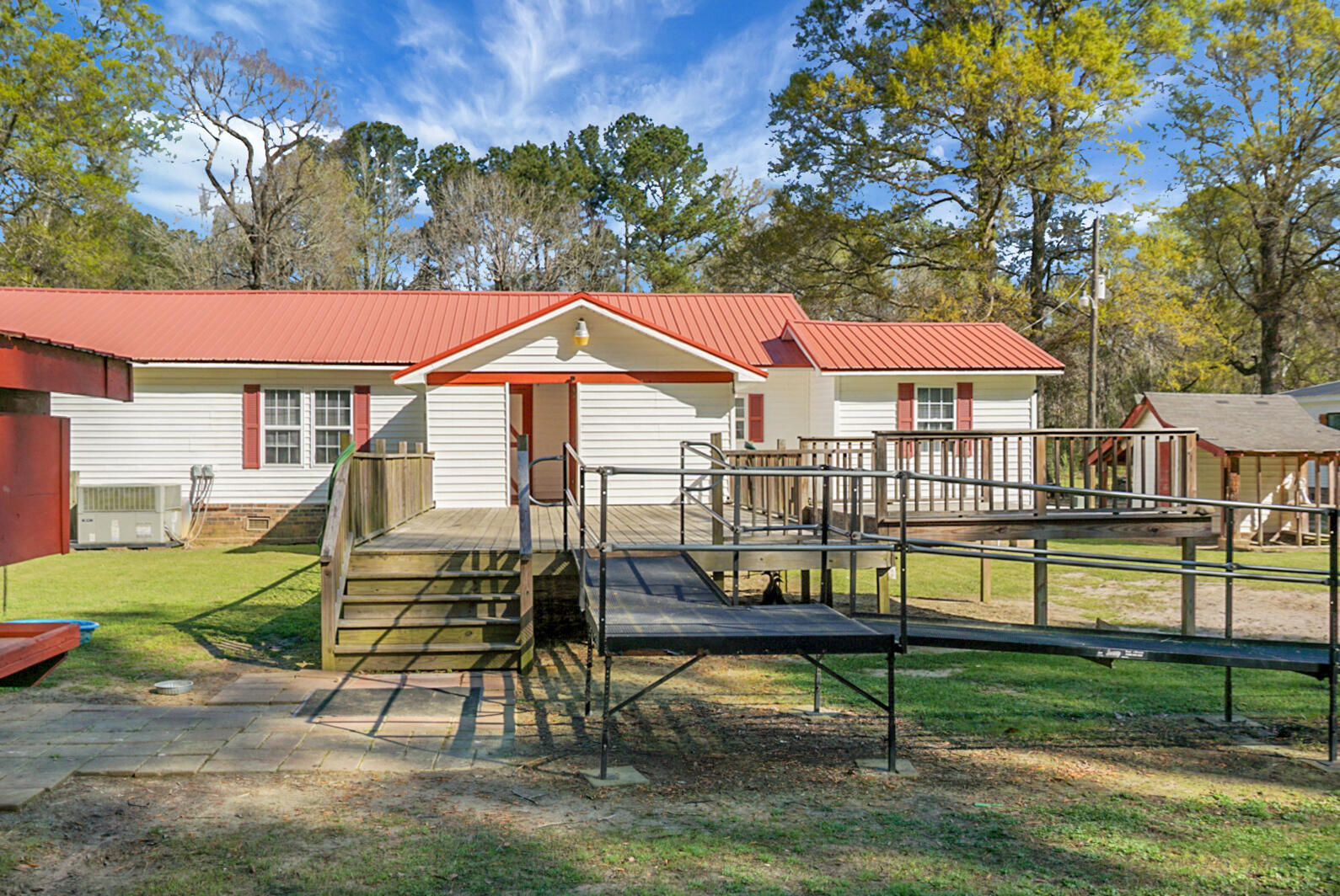 274 Rae Lane Bonneau, SC 29431 - Photo 57 of 105 DSC05224
