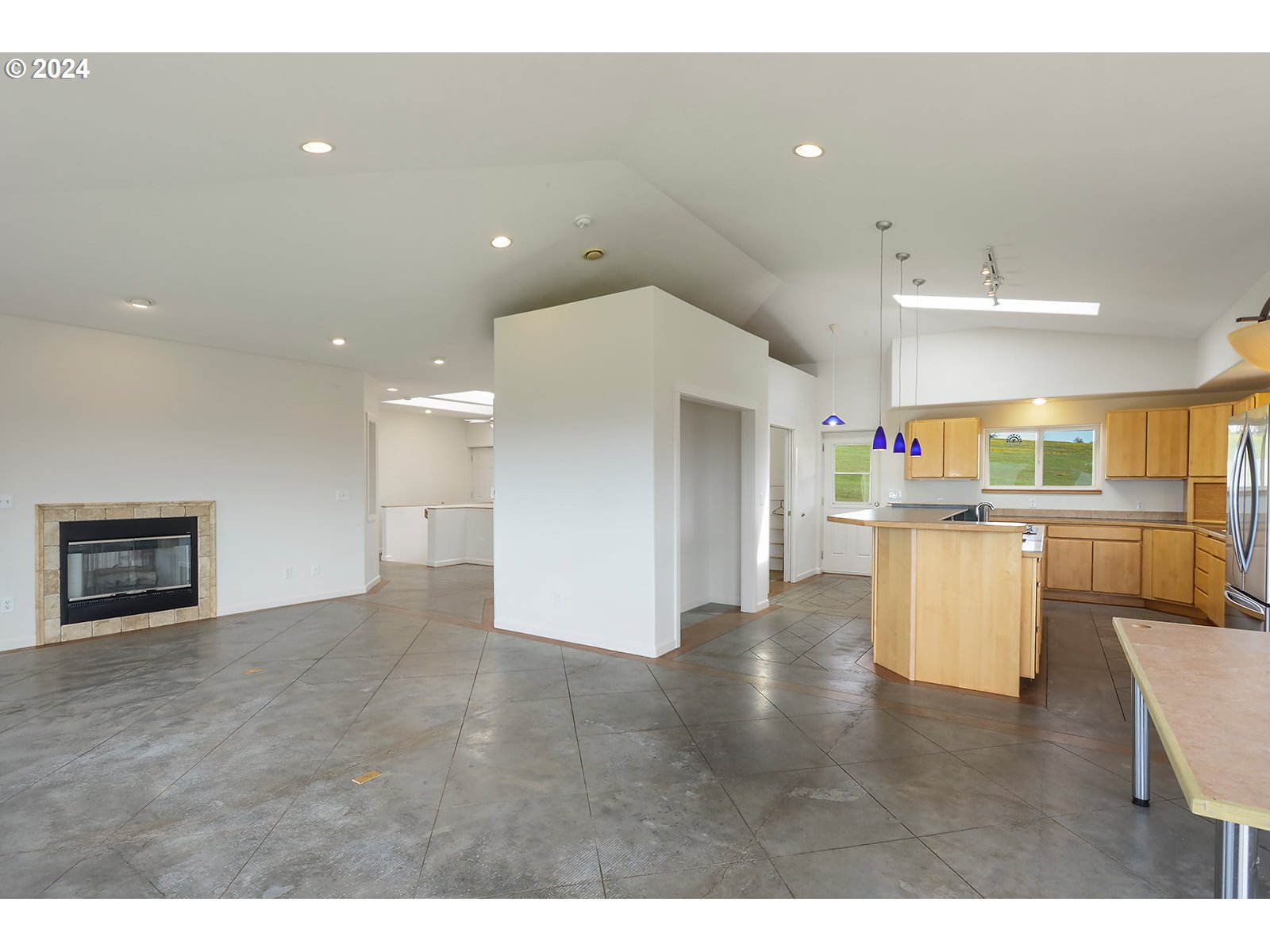 190 Oda Knight Road Lyle, WA 98635 - Photo 14 of 48 Gallery Image 14