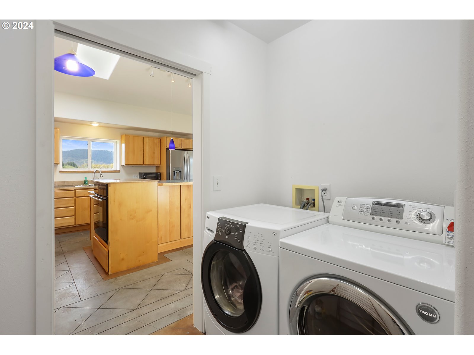 190 Oda Knight Road Lyle, WA 98635 - Photo 17 of 48 Gallery Image 17