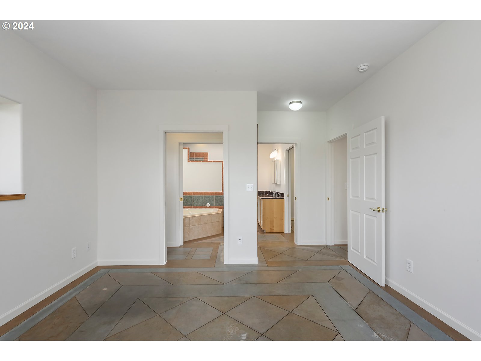 190 Oda Knight Road Lyle, WA 98635 - Photo 22 of 48 Gallery Image 22