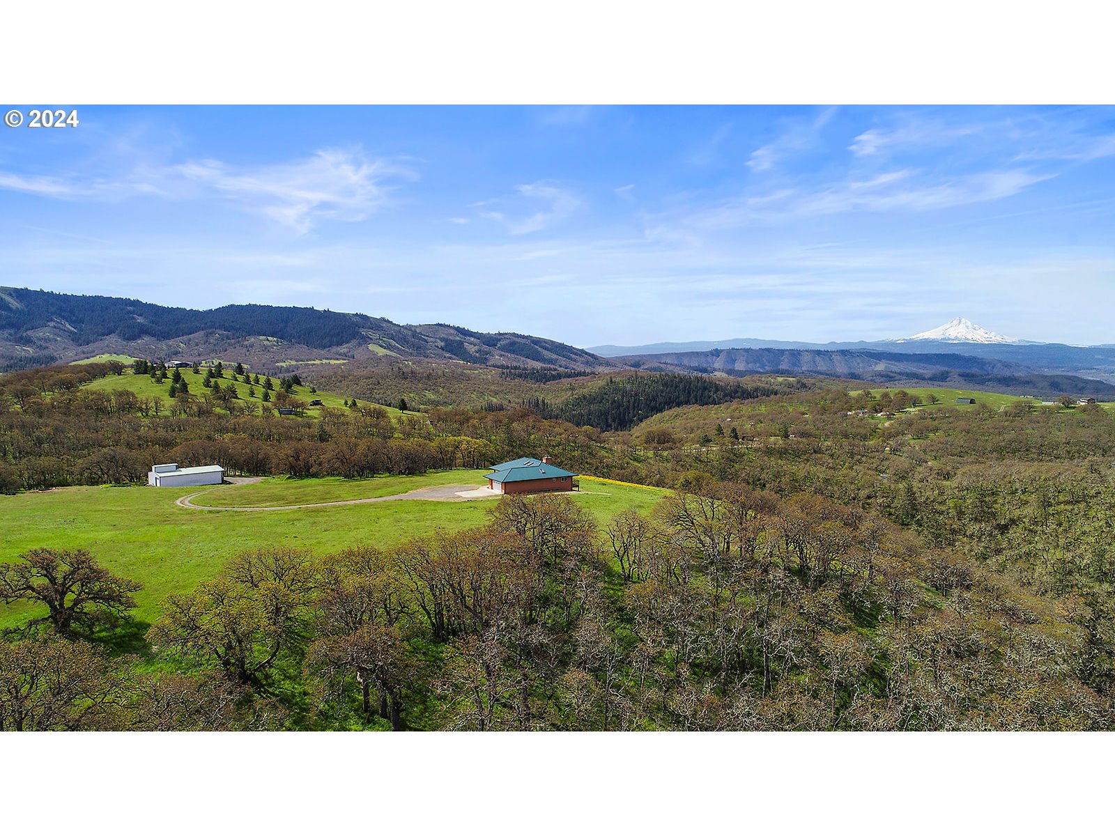 190 Oda Knight Road Lyle, WA 98635 - Photo 4 of 48 Gallery Image 4