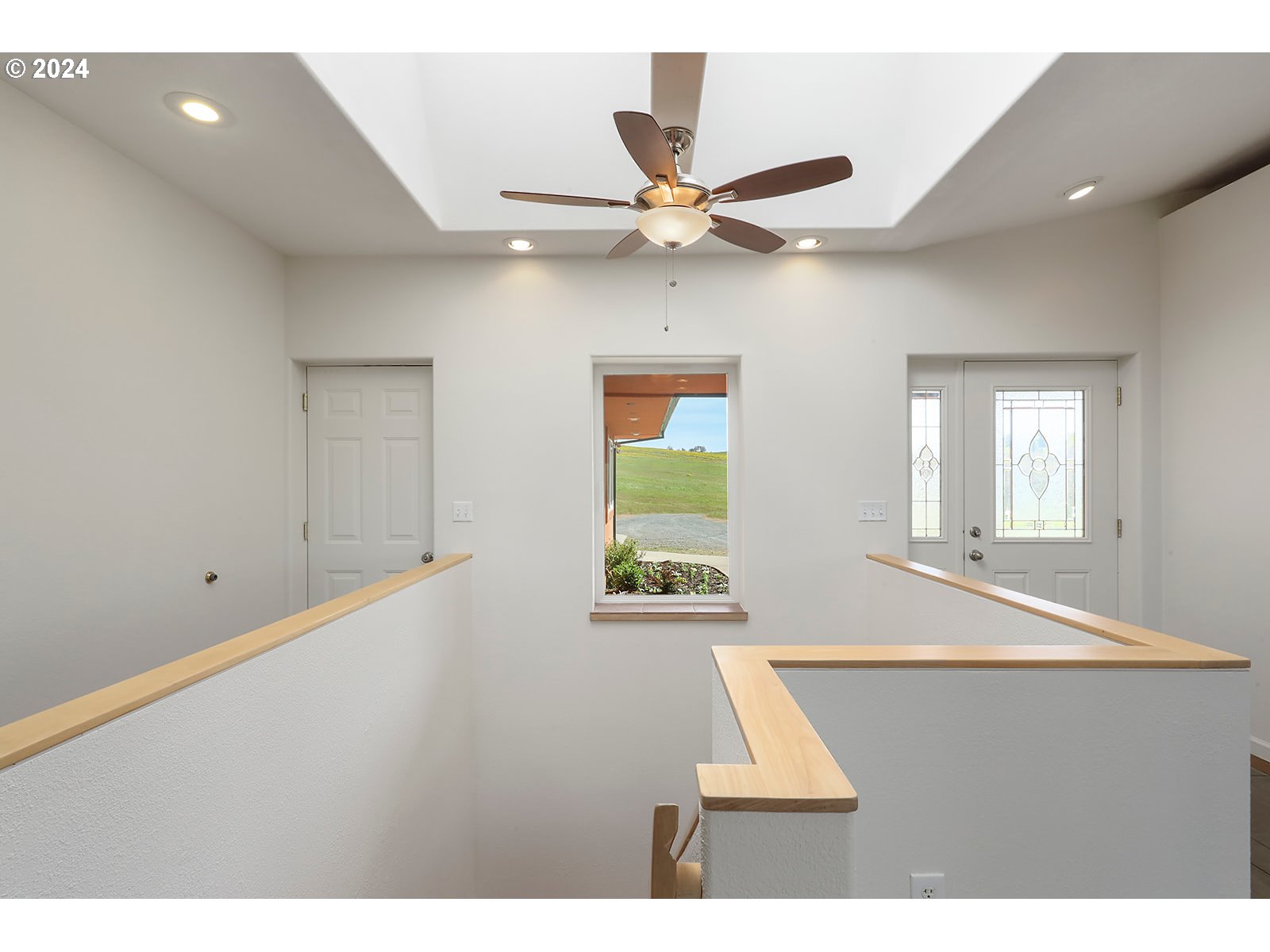 190 Oda Knight Road Lyle, WA 98635 - Photo 7 of 48 Gallery Image 7