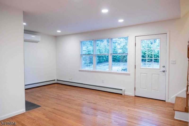 31 Lakeview Road Sparta, NJ 07871 - Photo 9 of 48