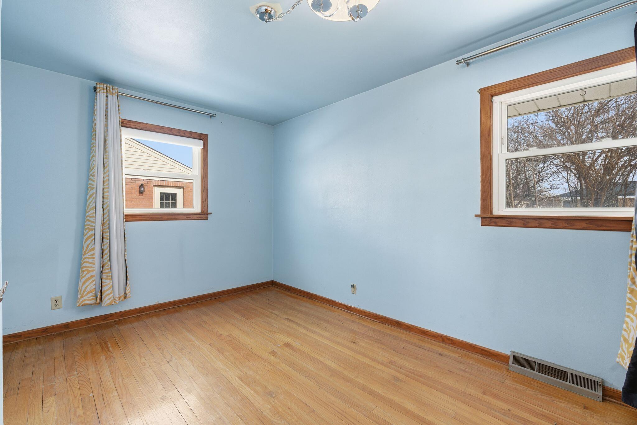 4436 South 64th Street Greenfield, WI 53220 - Photo 15 of 29 4436 S 64th St - Greenfield HDR-10