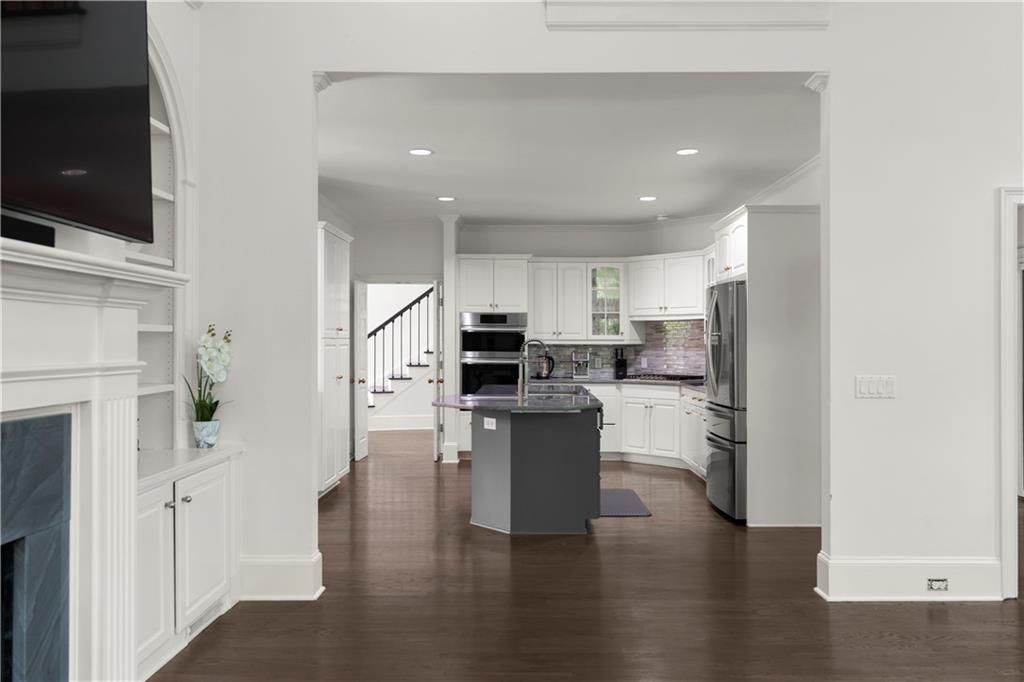 27 Wing Mill Road Sandy Springs, GA 30350 - Photo 12 of 68 Gallery Image 12