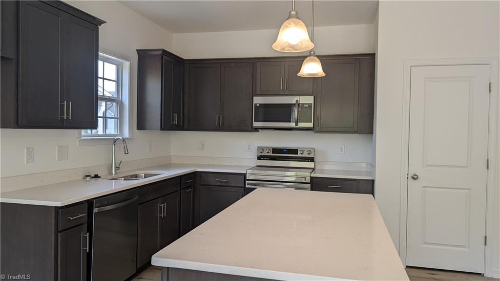 215 Waylon Court Lexington, NC 27295 - Photo 8 of 21