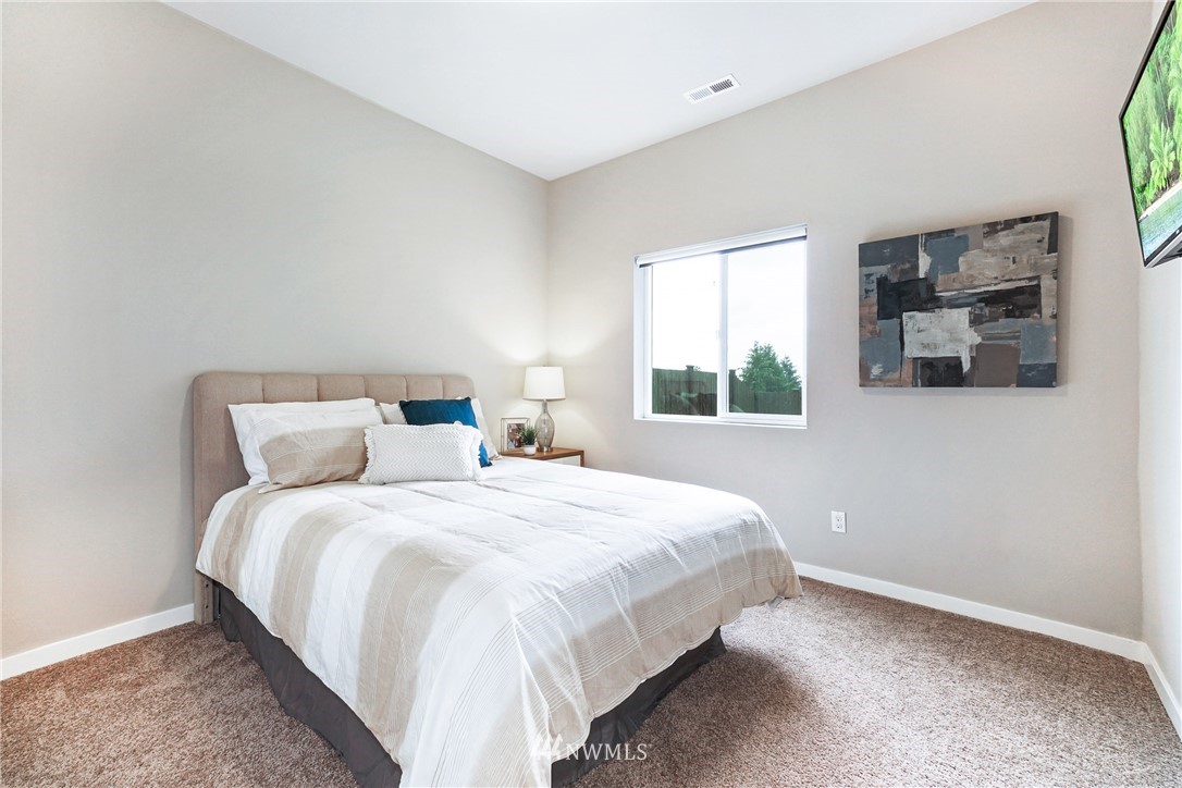 22518 42nd Drive Southeast Bothell, WA 98021 - Photo 29 of 36 Gallery Image 29