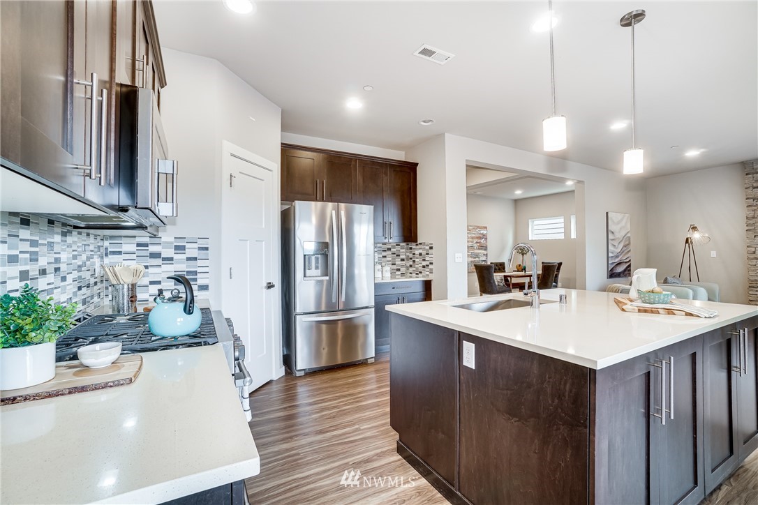 22518 42nd Drive Southeast Bothell, WA 98021 - Photo 9 of 36 Gallery Image 9