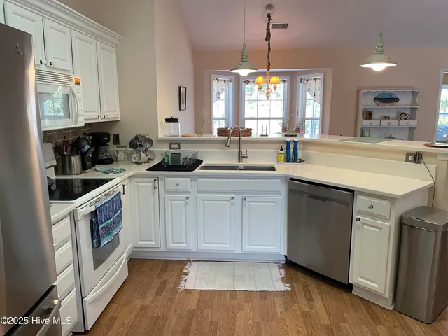 $2,500 | 872 Sandpiper Bay Drive Southwest, Sunset Beach, NC 28468