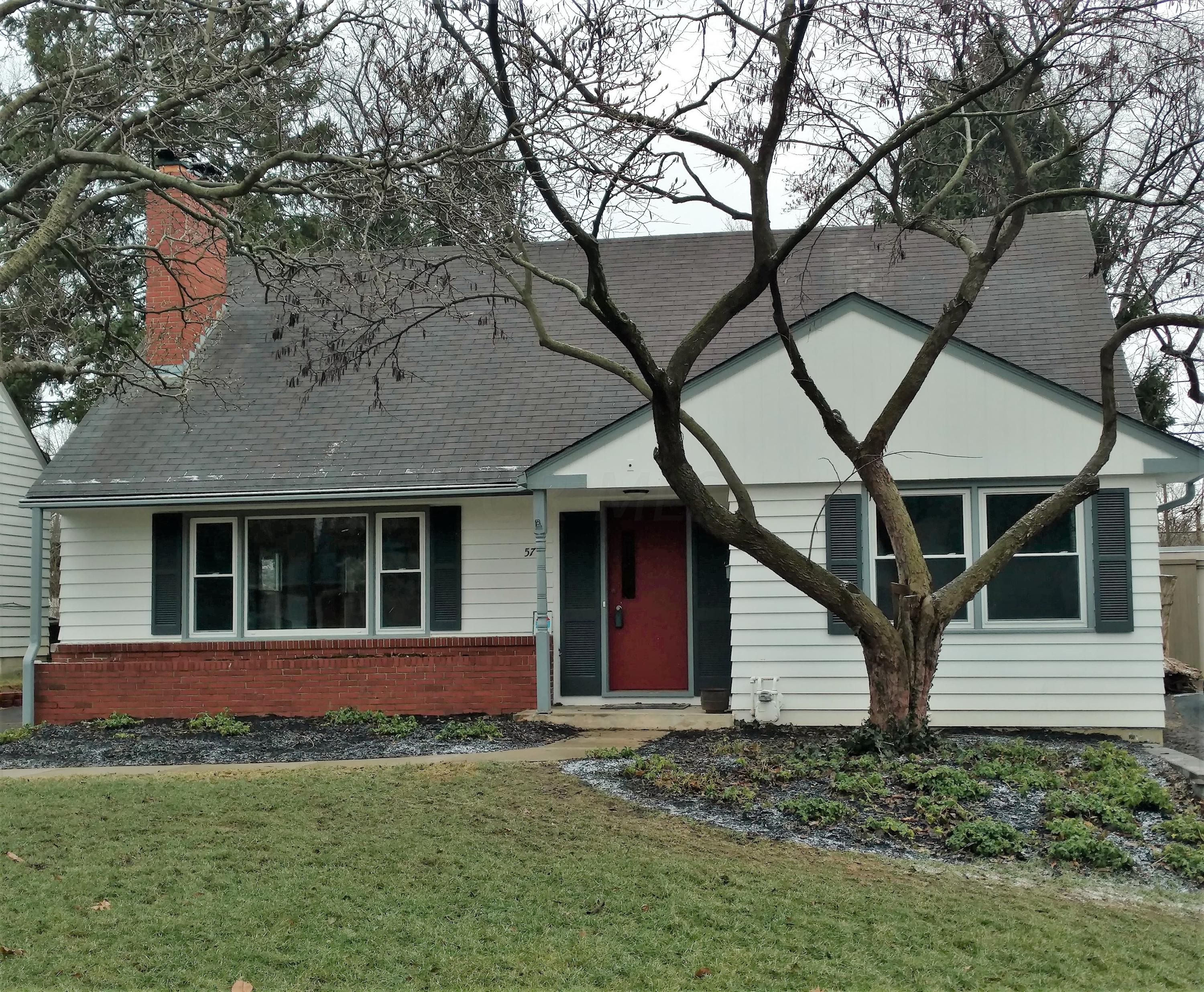 575 East Weisheimer Road Columbus, OH 43214 - Photo 1 of 44