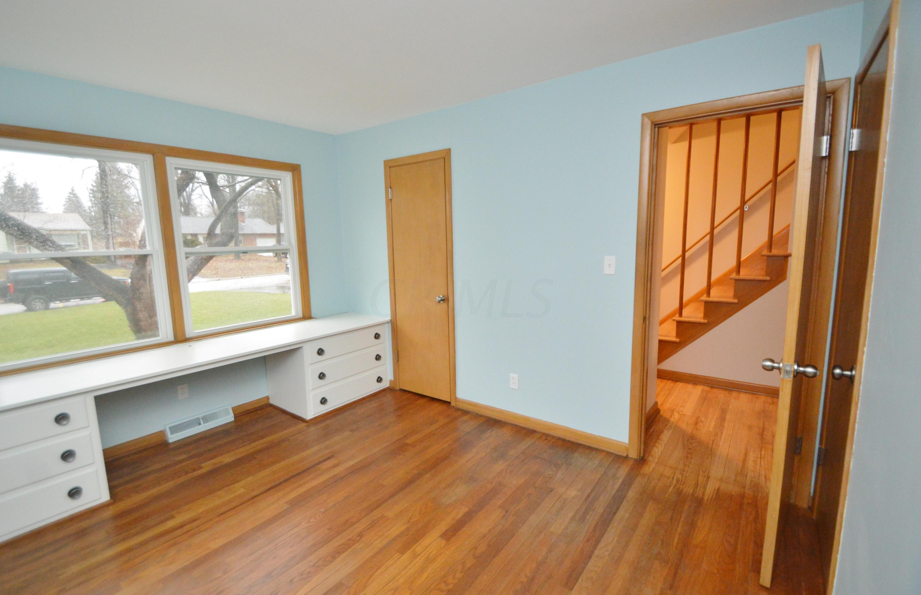 575 East Weisheimer Road Columbus, OH 43214 - Photo 15 of 44