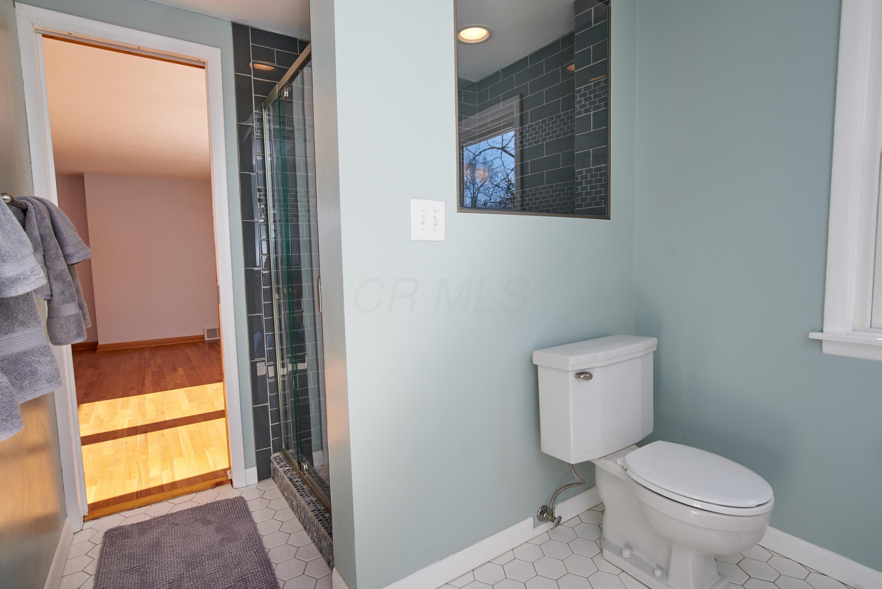 575 East Weisheimer Road Columbus, OH 43214 - Photo 28 of 44
