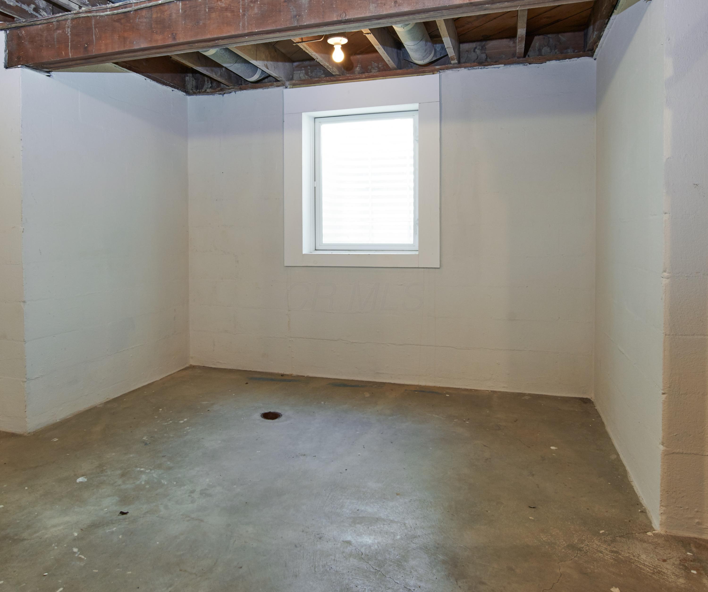 575 East Weisheimer Road Columbus, OH 43214 - Photo 35 of 44
