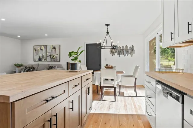 $259,900 | 11029 East 53 Terrace, Raytown, MO 64133