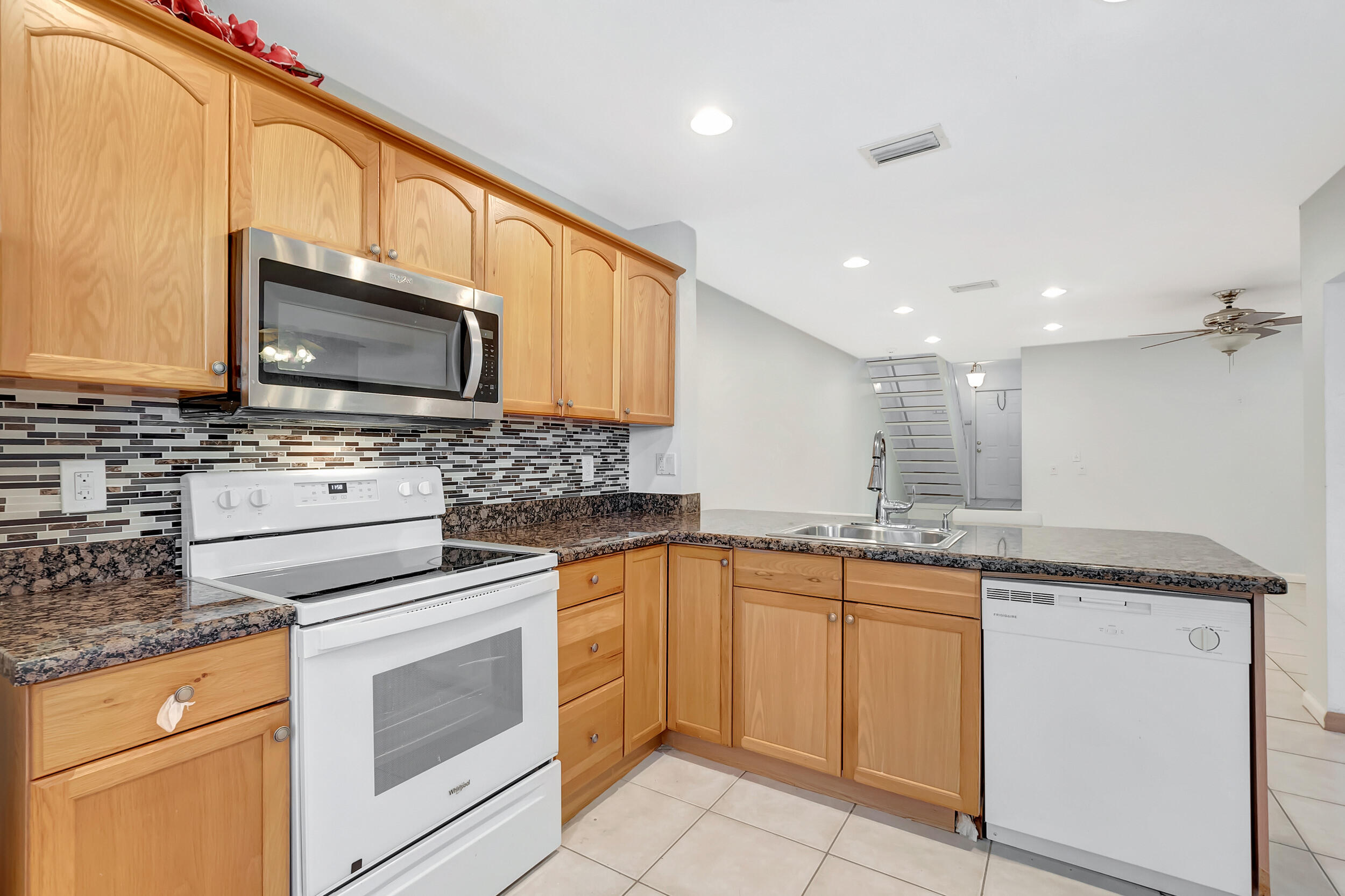 6627 Via Regina Boca Raton, FL 33433 - Photo 25 of 59 Kitchen 4