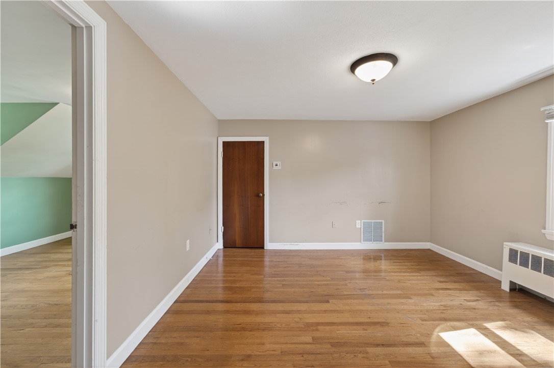 82 Parkside Avenue Pawtucket, RI 02861 - Photo 17 of 28