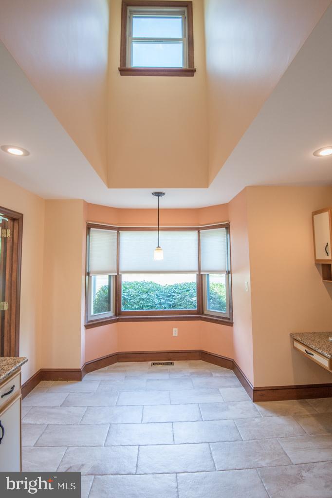 368 Koser Road Lititz, PA 17543 - Photo 14 of 43 View of Eat-in Area