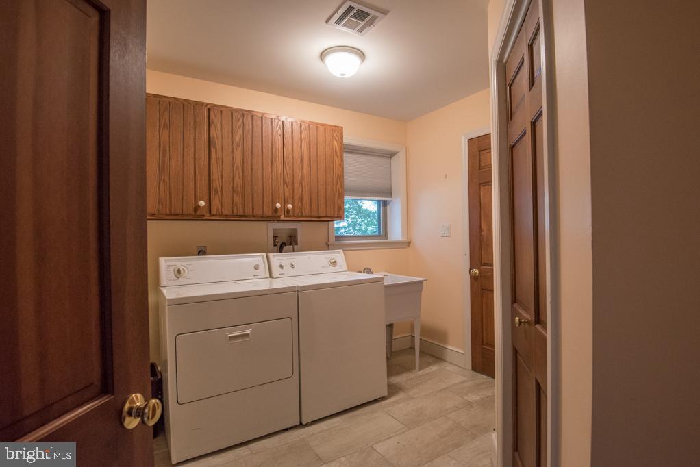 368 Koser Road Lititz, PA 17543 - Photo 21 of 43 First Floor Laundry / Mud Room