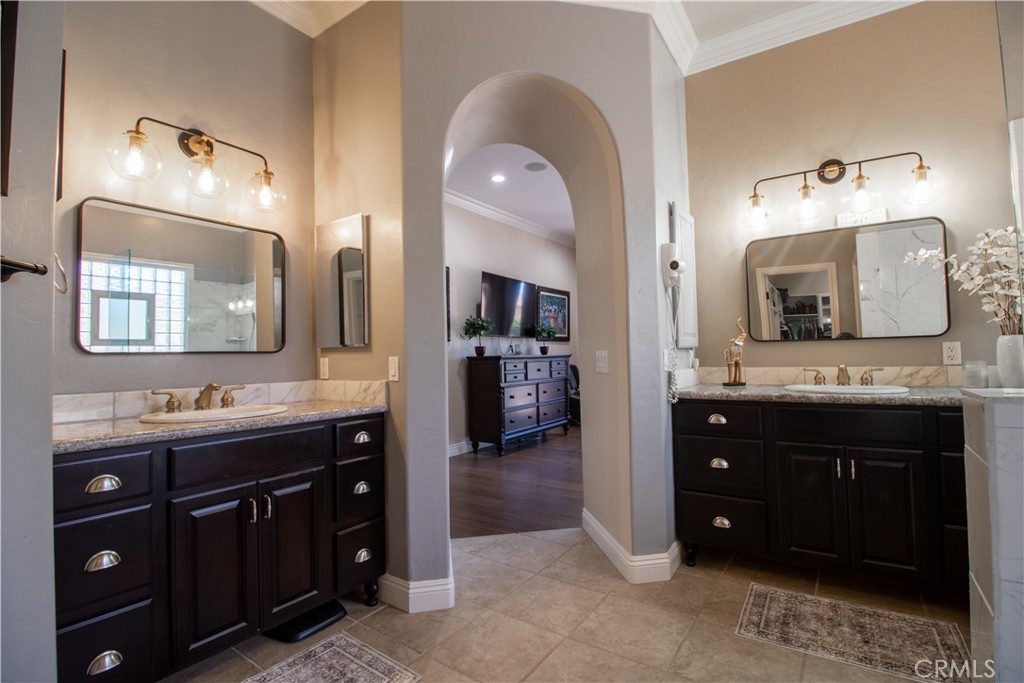33699 Spring Brook Circle Temecula, CA 92592 - Photo 39 of 46