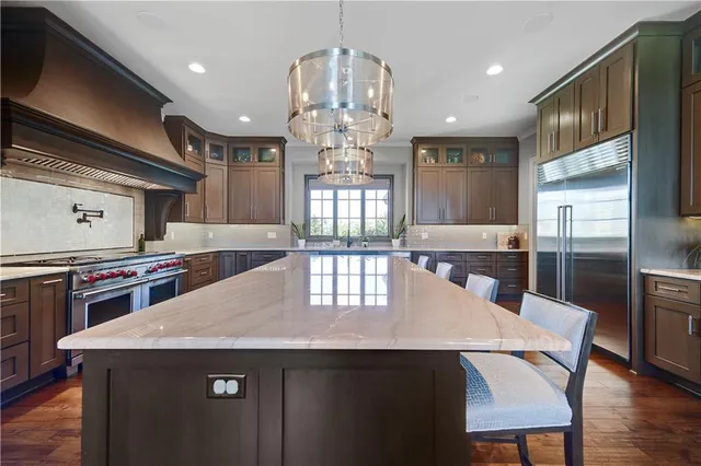 $3,875,000 | 16916 Bond Street, Overland Park, KS 66221