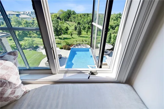 $3,875,000 | 16916 Bond Street, Overland Park, KS 66221