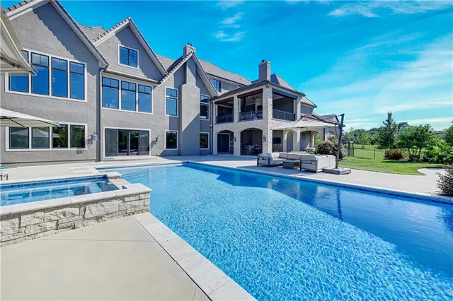 $3,875,000 | 16916 Bond Street, Overland Park, KS 66221
