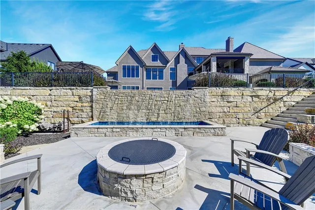 $3,875,000 | 16916 Bond Street, Overland Park, KS 66221