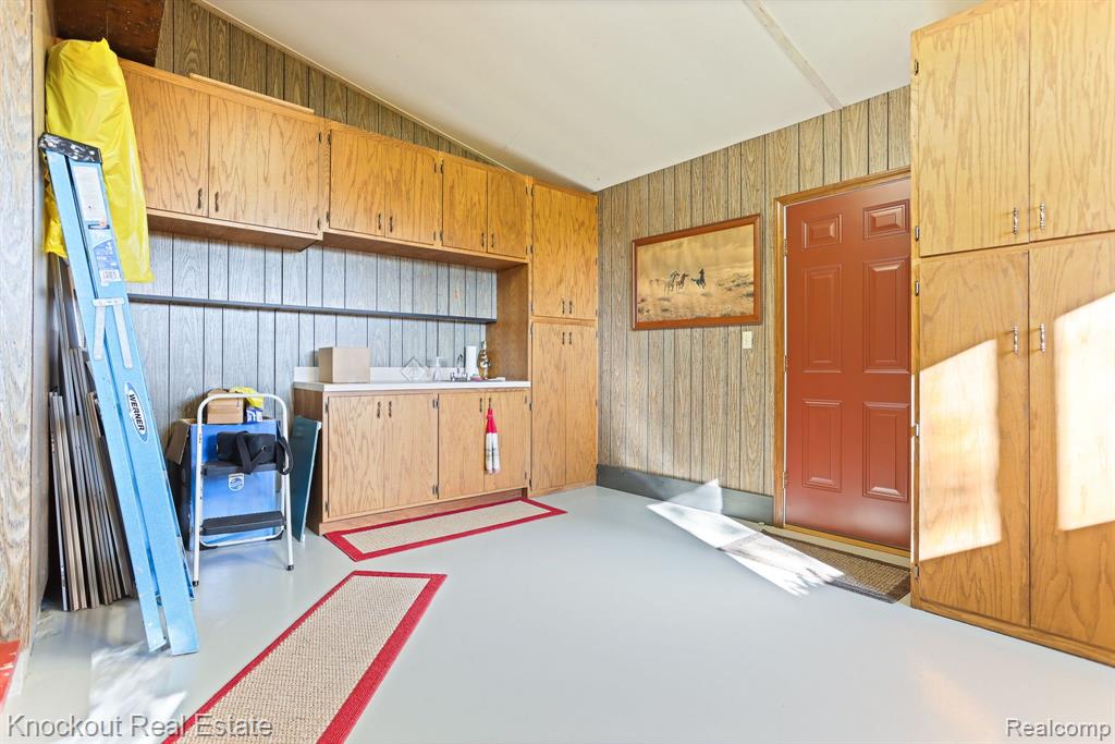 1935 North Block Road Reese, MI 48757 - Photo 41 of 56