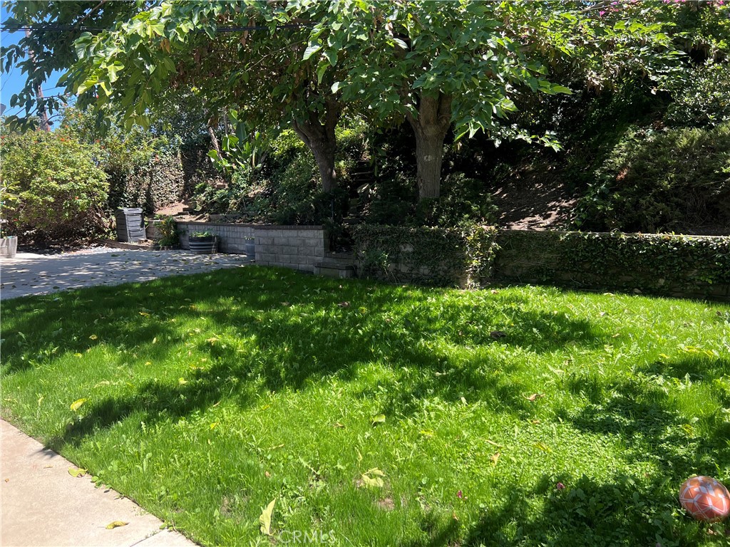 1832 Santa Rena Drive Rancho Palos Verdes, CA 90275 - Photo 3 of 18