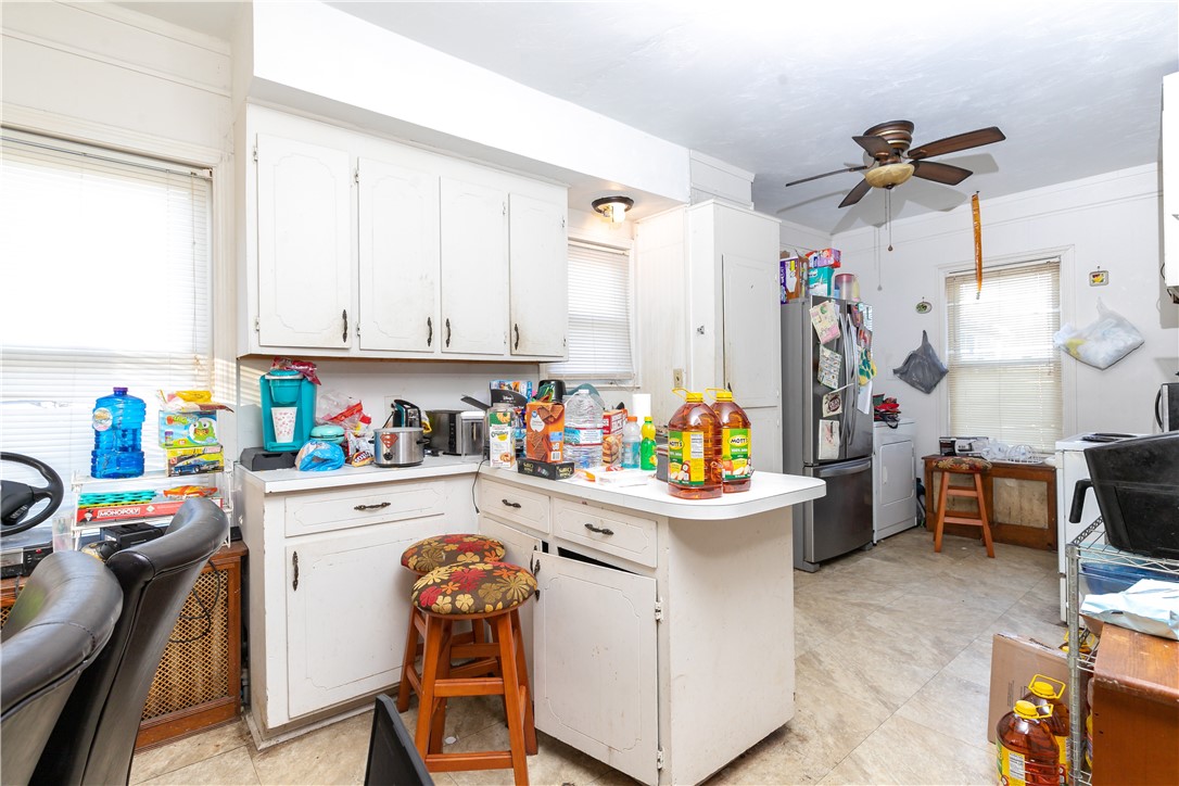 120 Beacon Avenue Woonsocket, RI 02895 - Photo 20 of 28 100 Beacon Eat in Kitchen