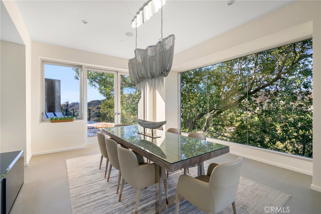 9716 Oak Pass Road Beverly Hills, CA 90210 - Photo 19 of 63