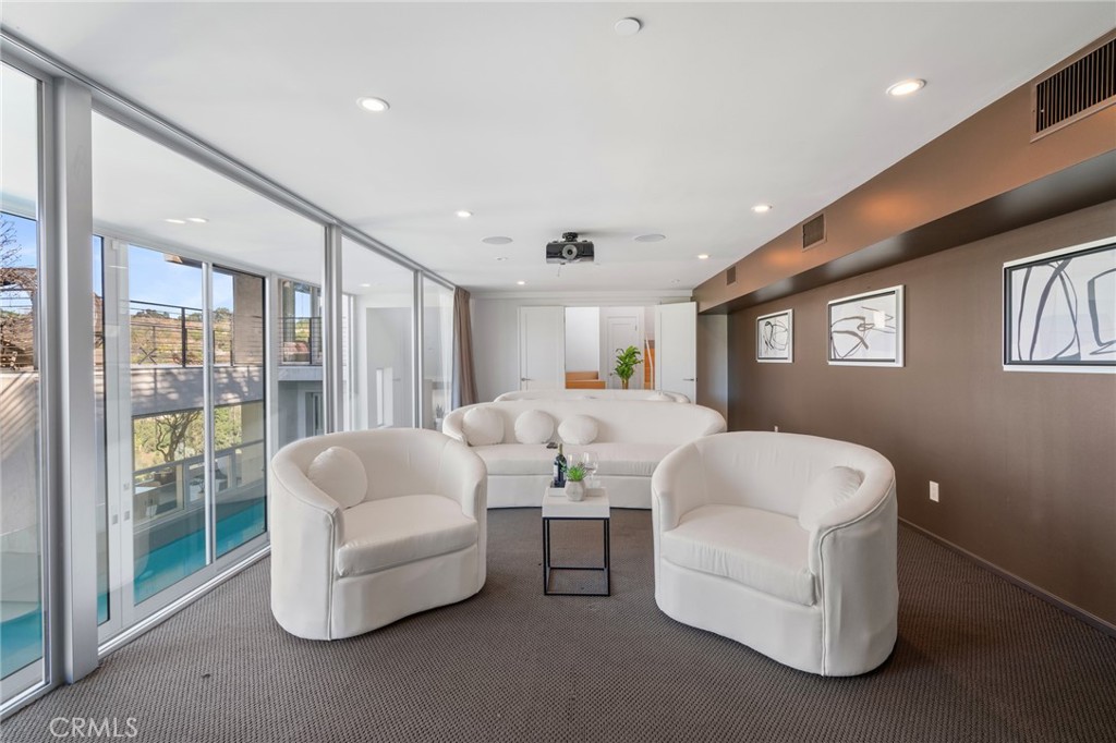 9716 Oak Pass Road Beverly Hills, CA 90210 - Photo 50 of 63 guest bedroom