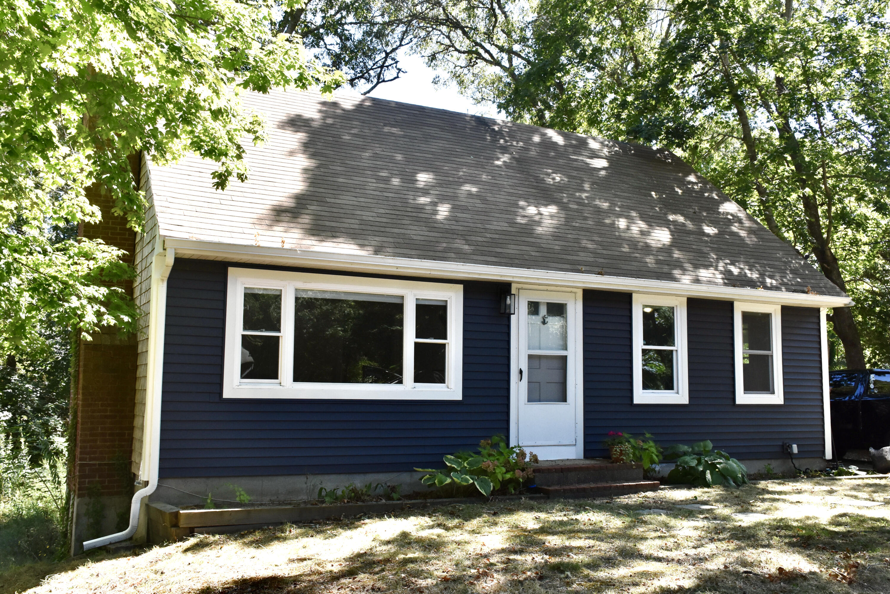 296 Lincoln Road Hyannis, MA 02601 - Photo 1 of 19 exterior