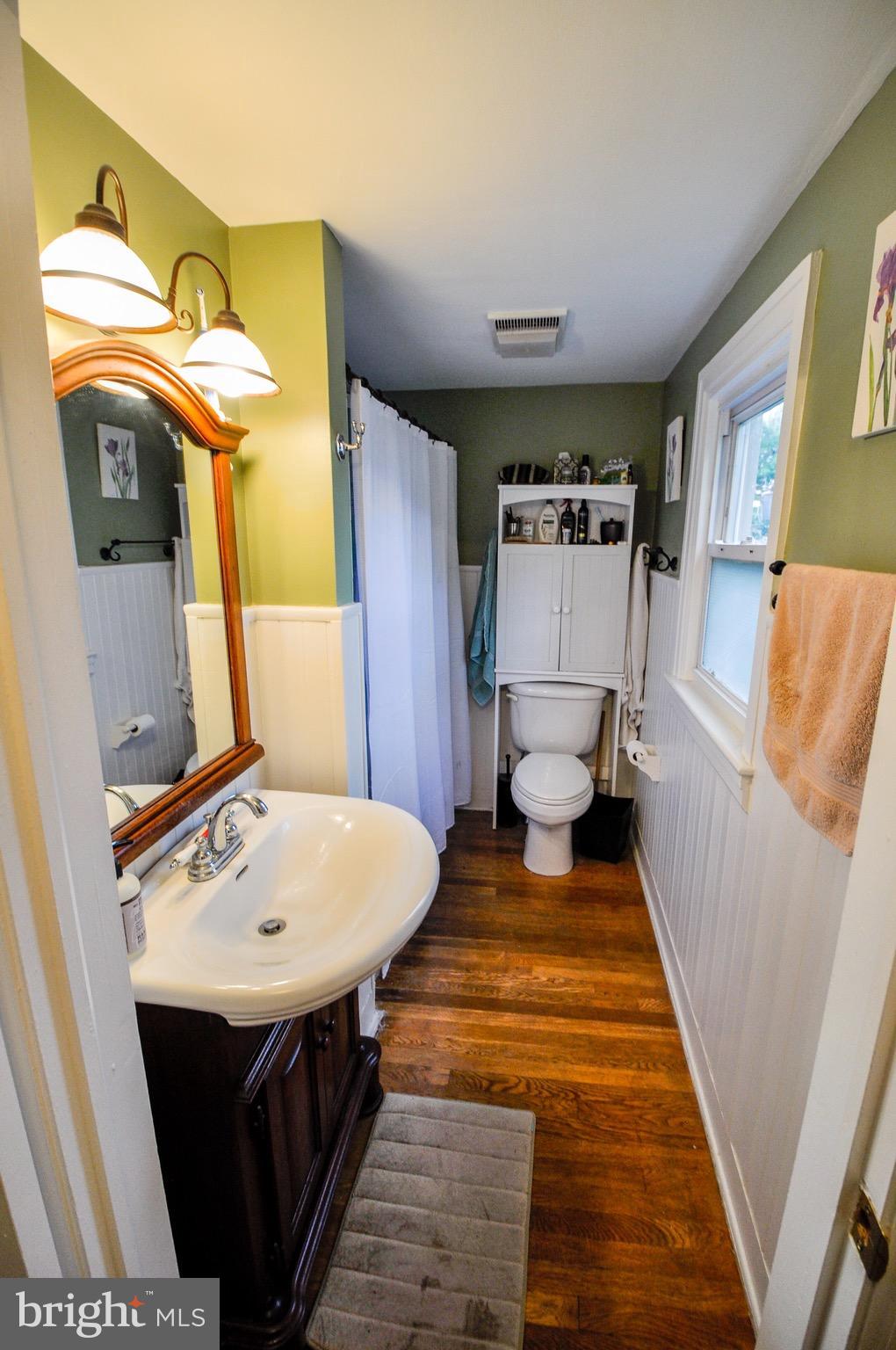 1643 Shookstown Road Frederick, MD 21702 - Photo 16 of 30 Bath