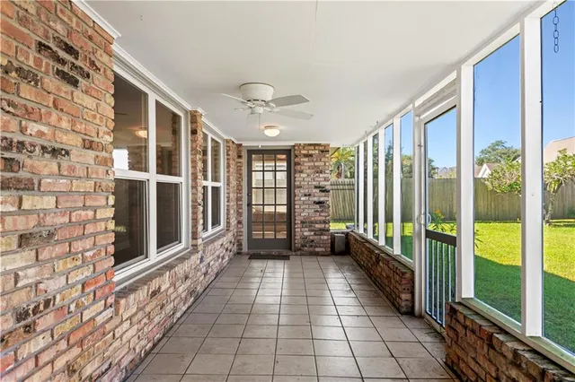 $449,000 | 31 East Woodlawn Drive, Destrehan, LA 70047