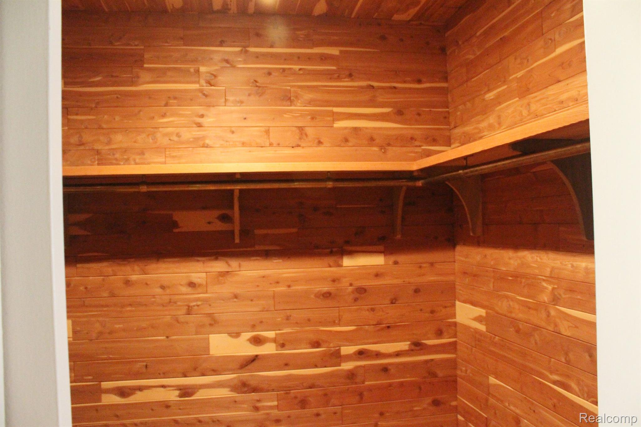 4045 West Maple Road, Unit C201 Bloomfield Hills, MI 48301 - Photo 9 of 15 Gallery Image 9
